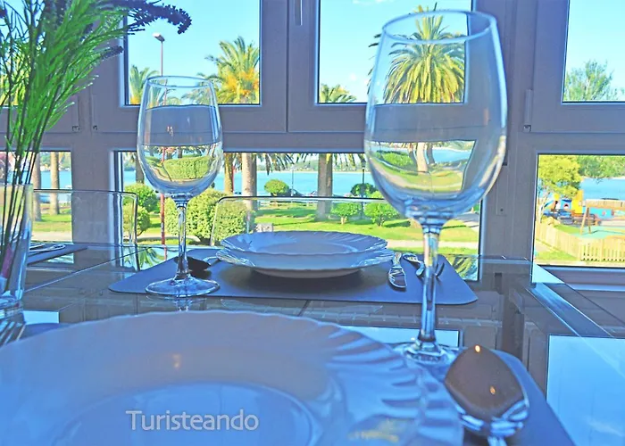 Mar Del Norte - Centrico Con Vistas A La Ria